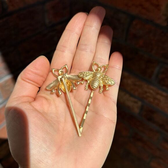 Free People Beehive Matt Gold Hair 2 Barrettes - Picture 8 of 10